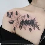 bloom_tattooer