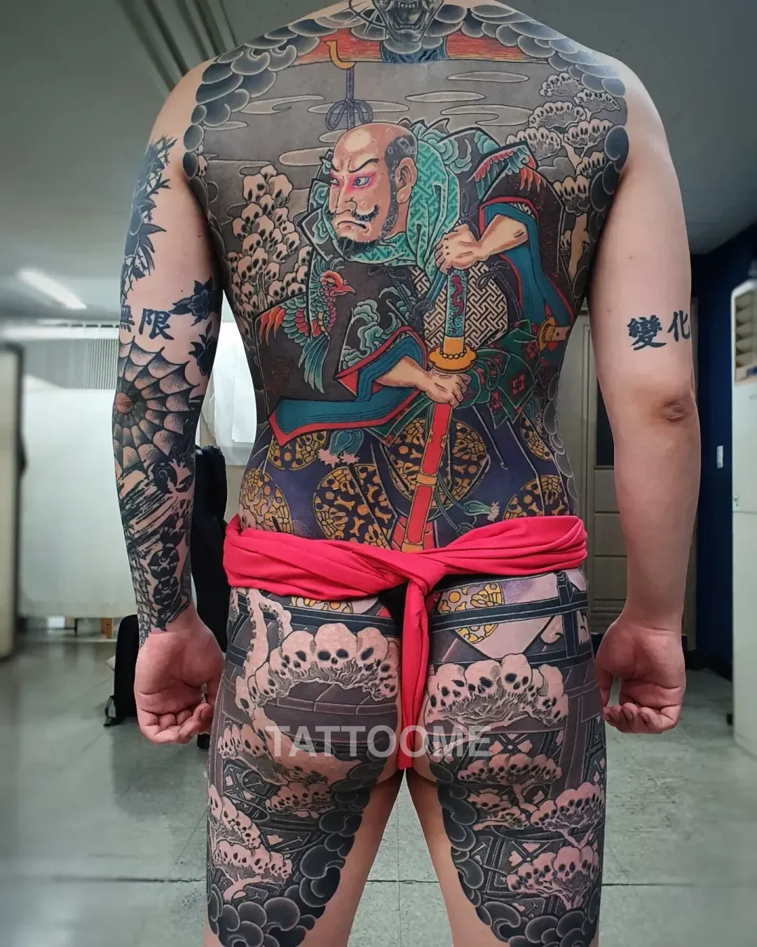 이레즈미 등판1 - chiyuirezumi