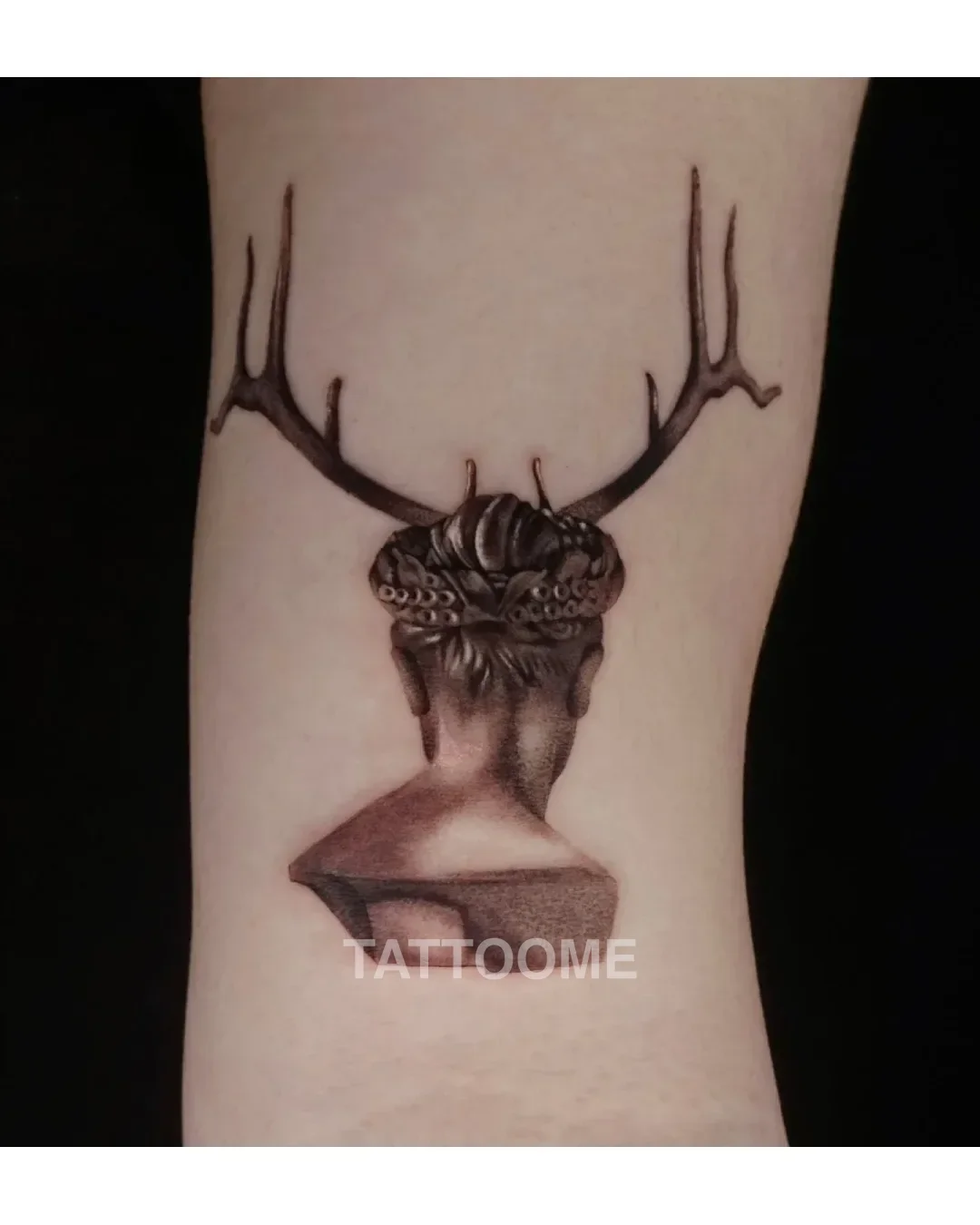 블랙워크 조각상 - 2myeonzi_tattoo