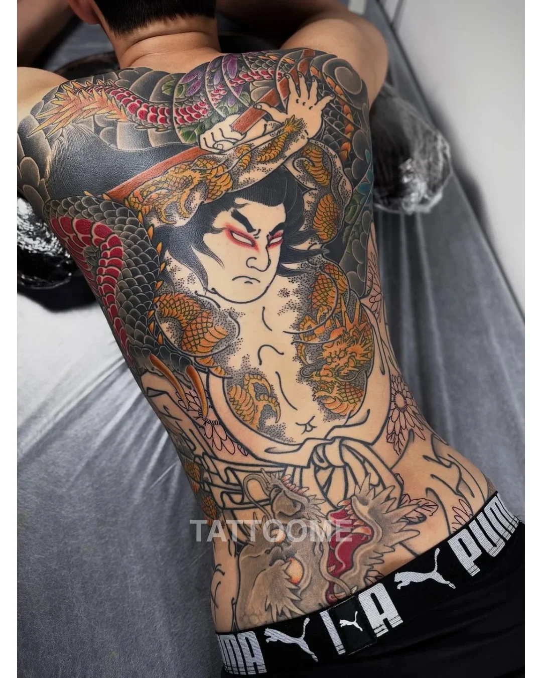 이레즈미 등판 - goro.irezumi