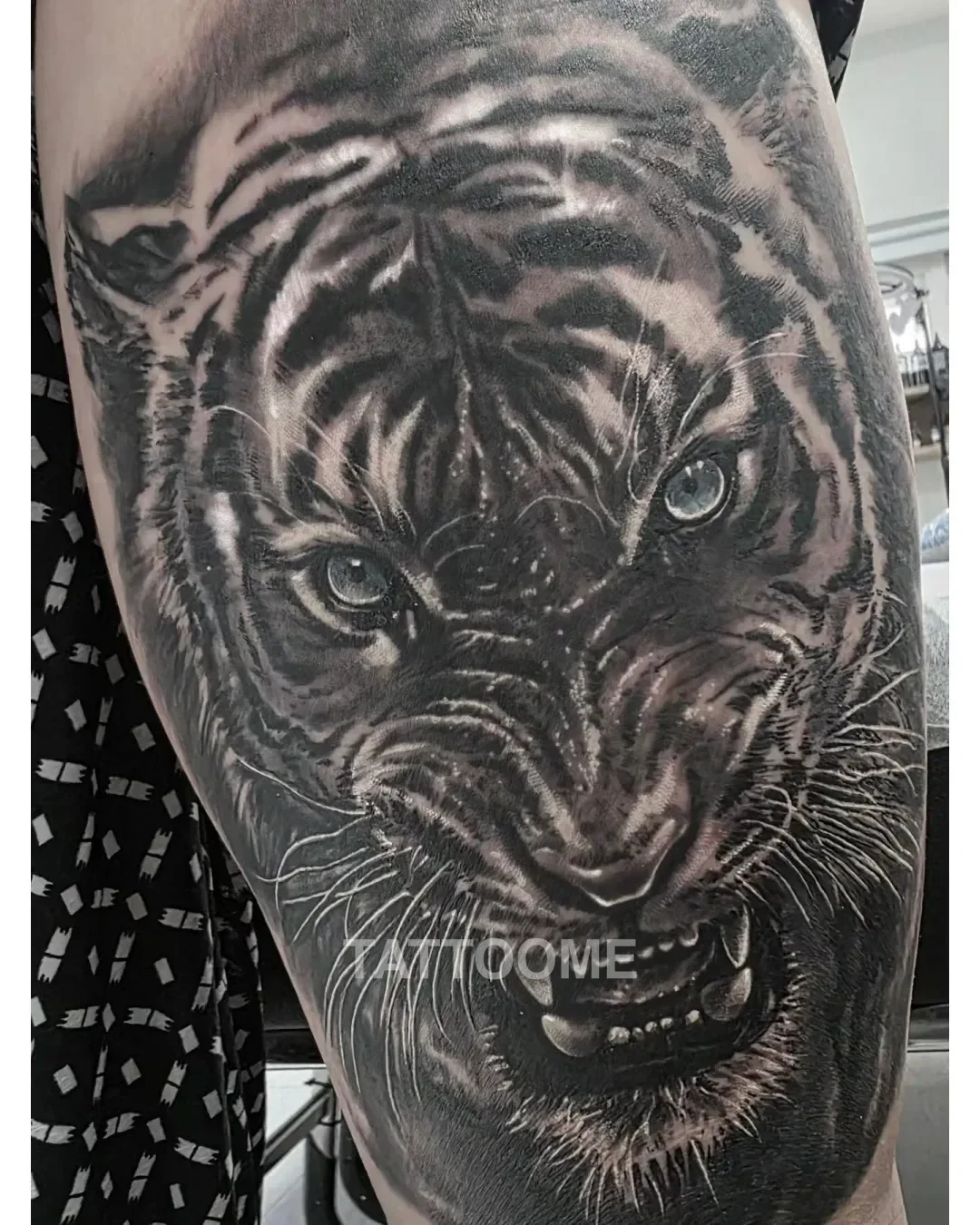 블랙앤그레이 타투 1 - ma_ha_tattoo