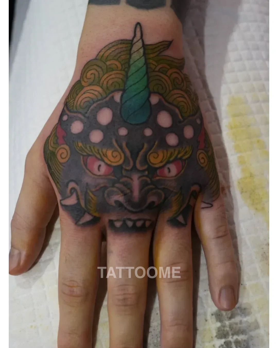 이레즈미 손등 - injection_black_tattoo
