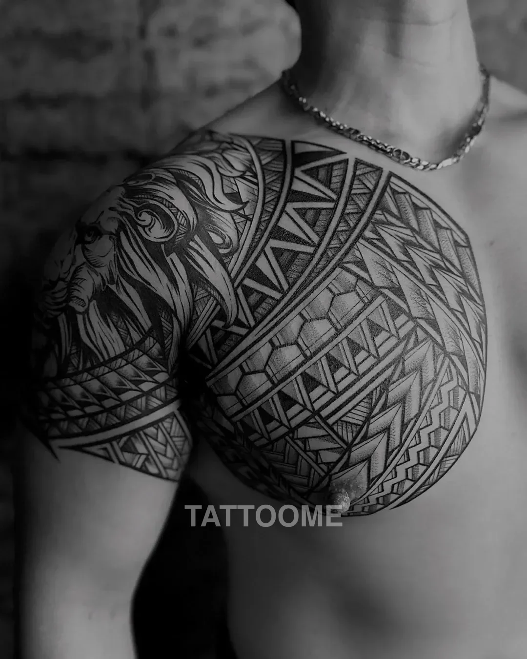 폴리네시안 가슴반팔 - nun.a_tattooist