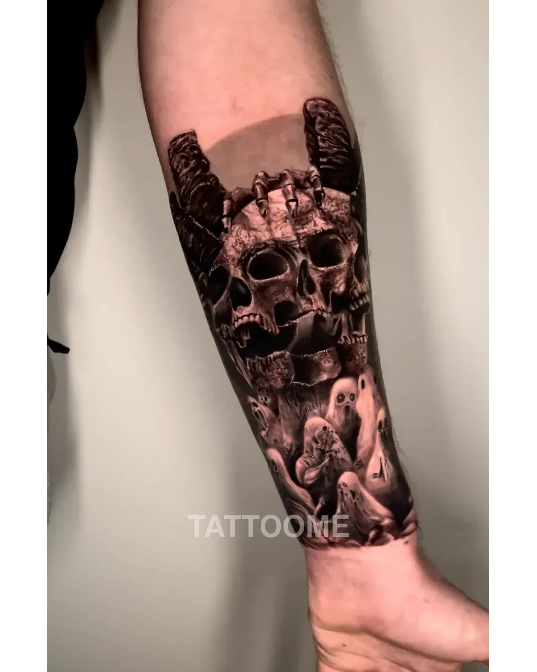 블랙앤그레이 블렉엔그레이 해골 - joy.tattooer