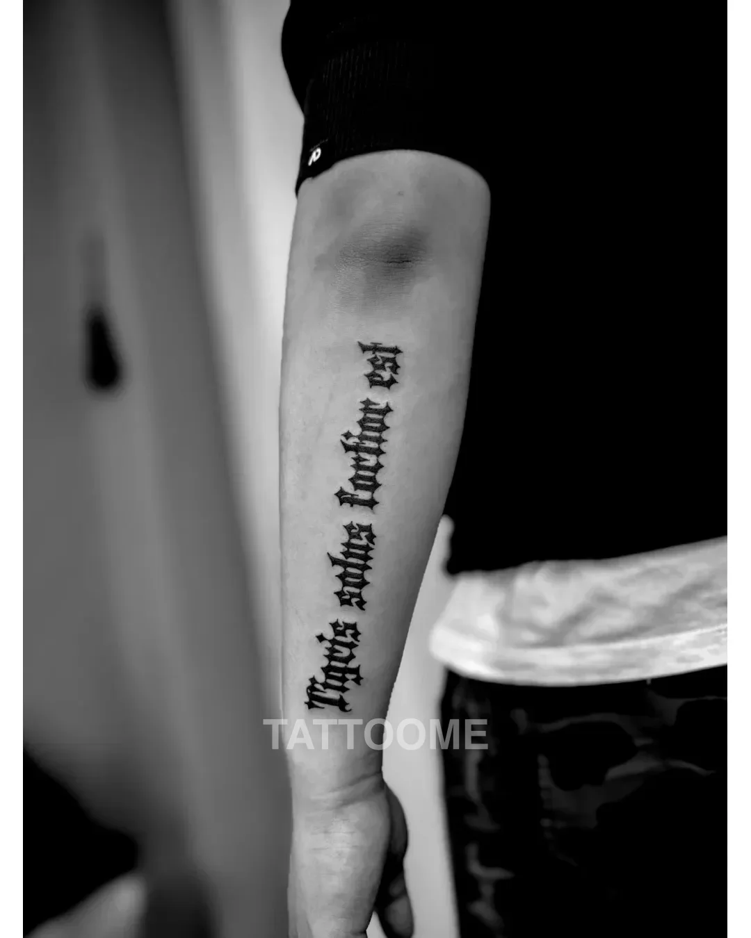 레터링 팔 - _tattoo.haern