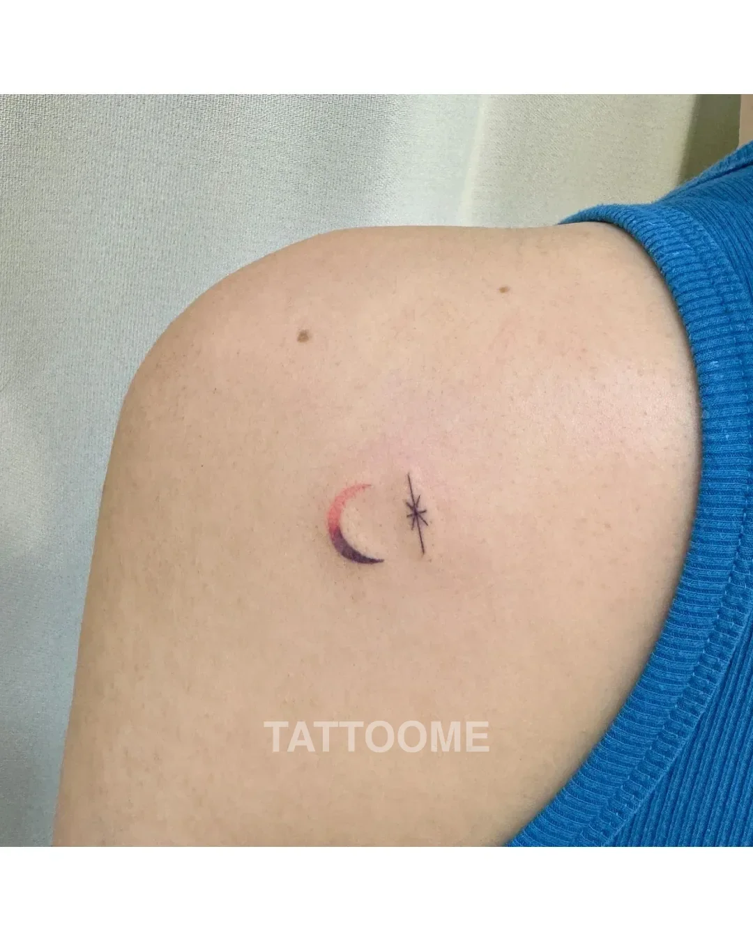 미니타투 별달 - handpoke__hami