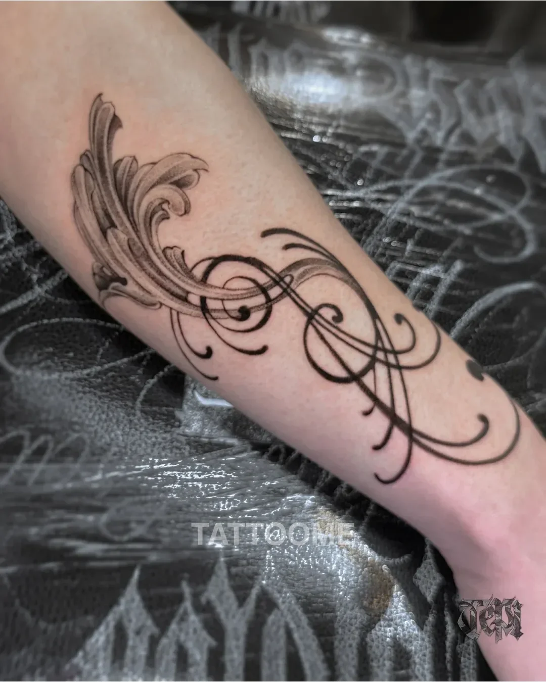 블랙워크 팔 - tepi_tattoo